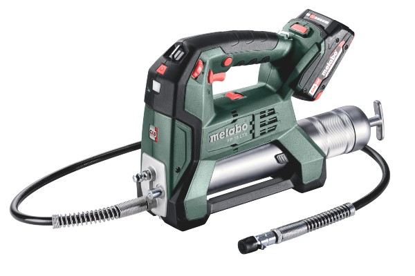Die Akku-Fettpresse von Metabo schafft einen maximalen Betriebsdruck von 690 Bar und verfügt über zwei Gänge.