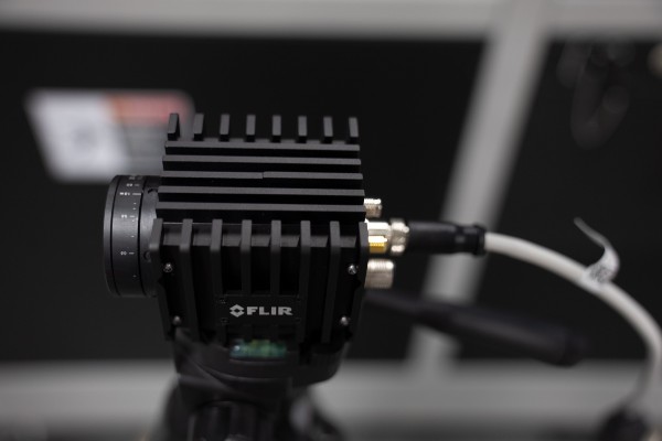 Die Sensorkameras FLIR A50 und FLIR A70 überwachen automatisch Temperaturveränderungen und können so Brände frühzeitig erkennen.
