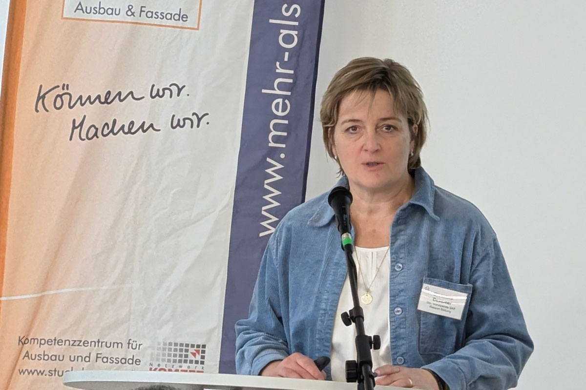 Christina Besemer (Ressort Bildung) stellt neue Konzepte für Ausbildung und Quereinsteiger vor.