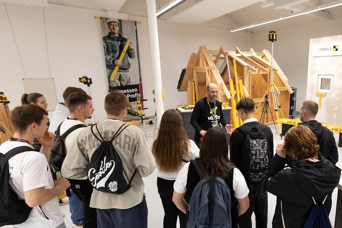 Im Schulungszentrum „Campus“ erhalten die Auszubildenden einen Einblick in die Produktwelt von Stabila.