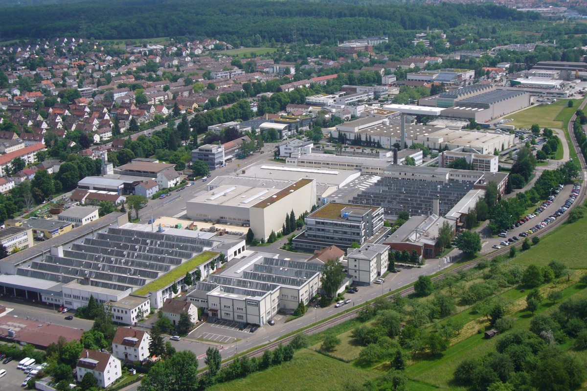 In Nürtingen ist die Akkumaschinen-Konfektionierung und hier werden Winkelschleifer und verwandte Produkte produziert.