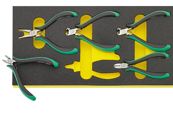 Die fünf Elektronikzangen werden von Stahlwille auch als Set in einer Kunststoff-Box mit TCS-Einlage angeboten.