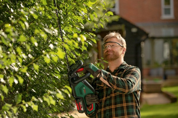 Akku-Heckenschere AdvanceHedgeCut 36V-65-28 von Bosch