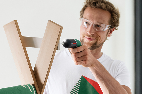 Präzises Schrauben auch in empfindliche Materialien.