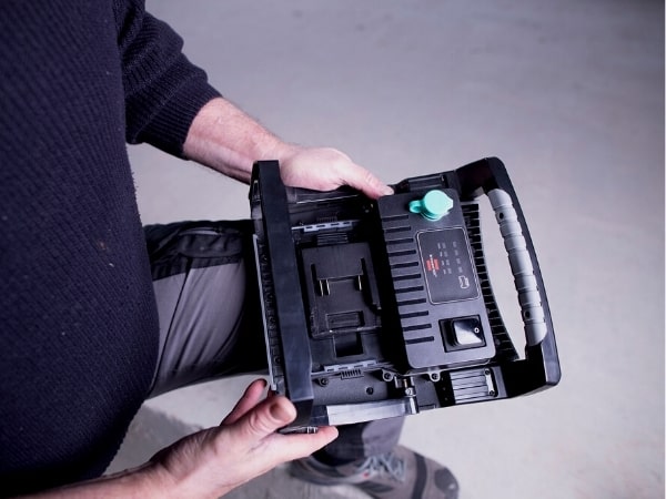 Working Spotlight Brennenstuhl Multi Battery 18V System