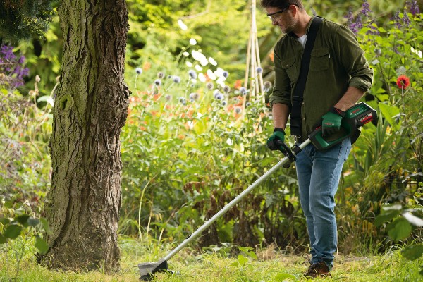 Akku-Trimmer AdvanceGrassCut 36V-33 von Bosch