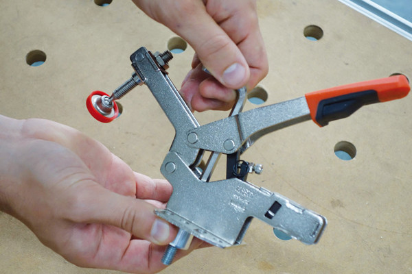 BESSEY-3c-Adapter-mit-Schnellspanner-verbinden