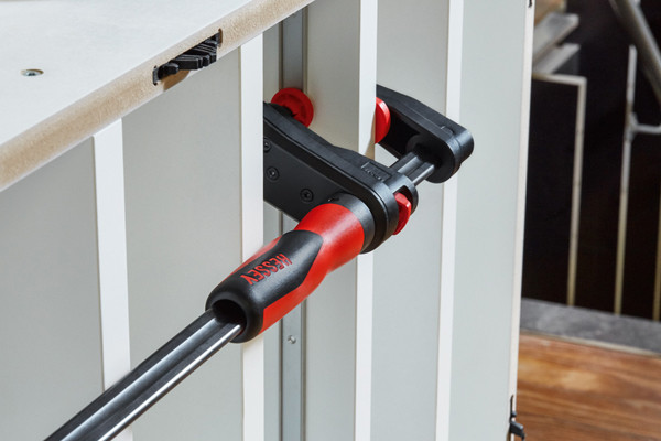 BESSEY-5b-Anwendung-Holz-Getriebezwinge-GK