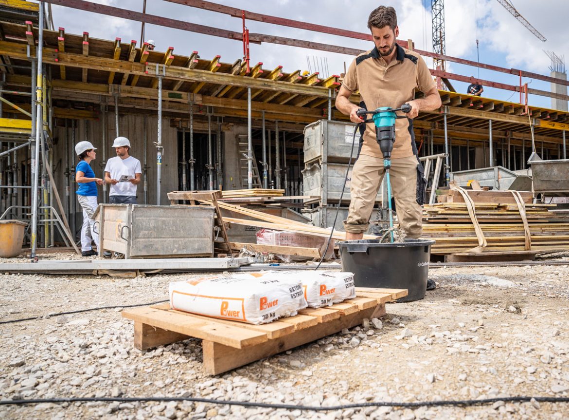 Das neue Collomix Rührwerk XQ 6 im harten Baustelleneinsatz