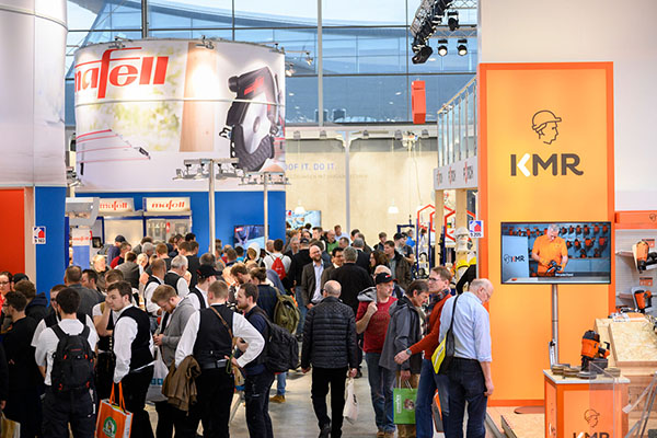 Dach+Holz International