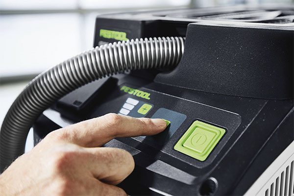 Touch-Bedienung zur Steuerung des Absaugmobils