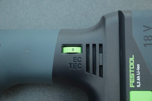 Stufenlos regelbare Drehzahl von 4.500 bis 8.500 U/min