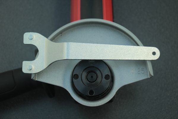 Spannmutter mit Stirnlochschlüssel