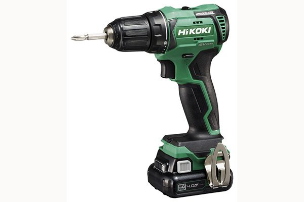 Hikoki 12 Volt Akkuschrauber DS12DD. Länge: 149/219 mm. Gewicht: 1,1 kg. Drehmoment weich/hart: 17 Nm/38 Nm