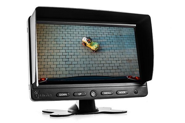 Der Monitor verfügt über ein hochauflösendes, entspiegeltes TFT-Display. Zudem sorgt eine stromsparende LED-Hintergrundbeleuchtung für eine optimale Bilddarstellung mit 350 cd/m².