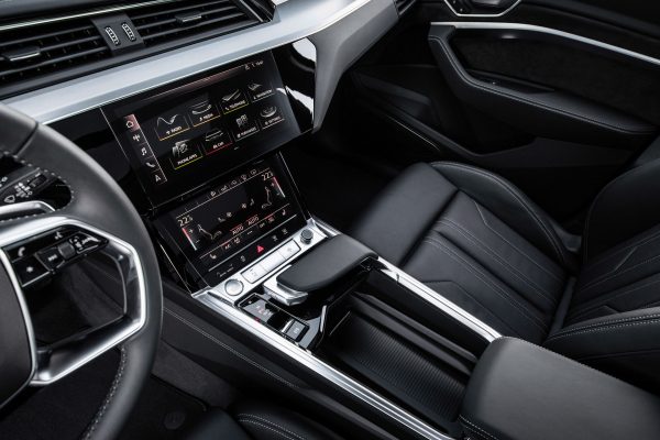 audi_e-tron_innen_3