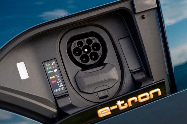 audi_e-tron_ladestecker
